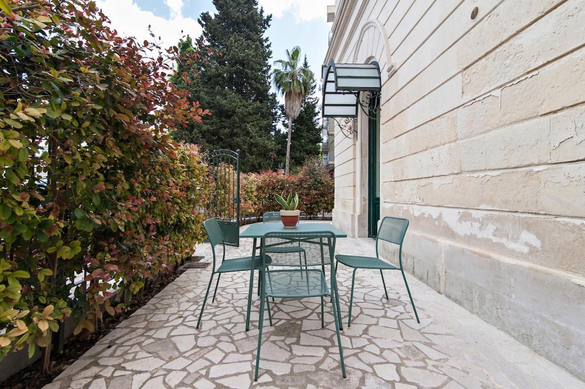 Residence De Franchis - Smart Apartments Lecce Exterior photo