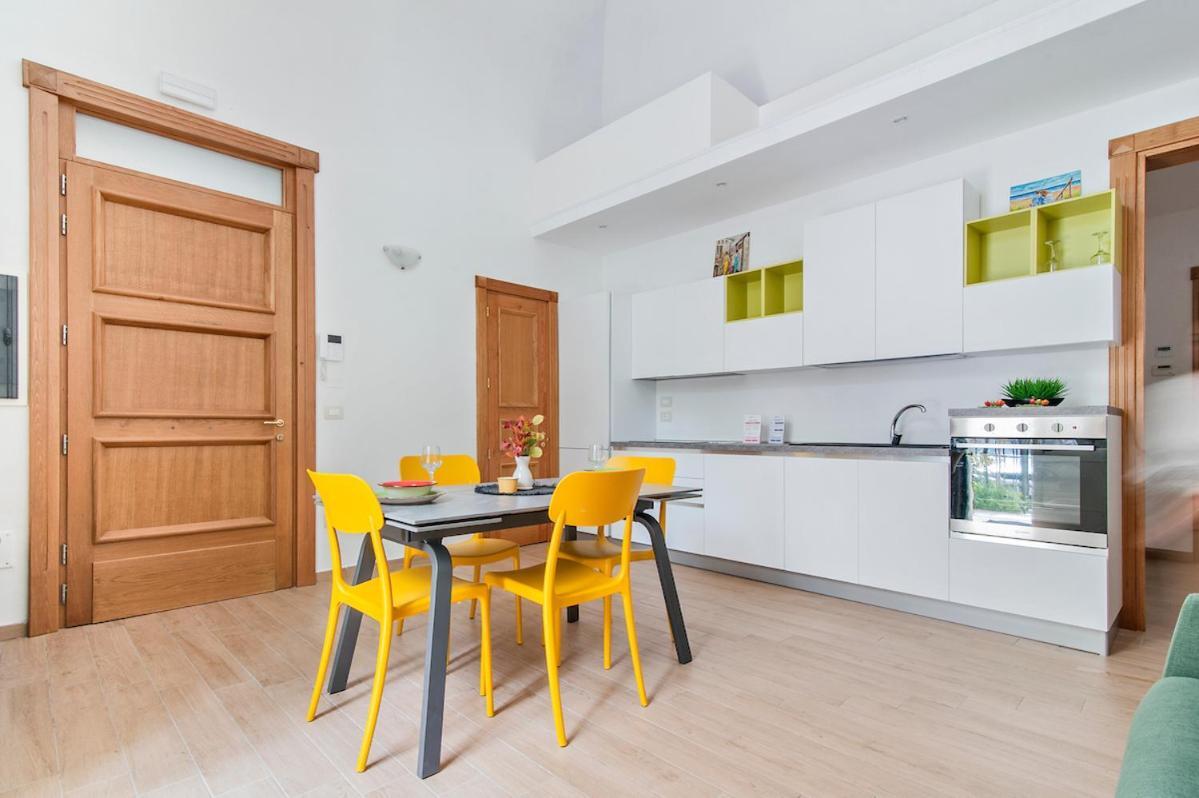 Residence De Franchis - Smart Apartments Lecce Exterior photo