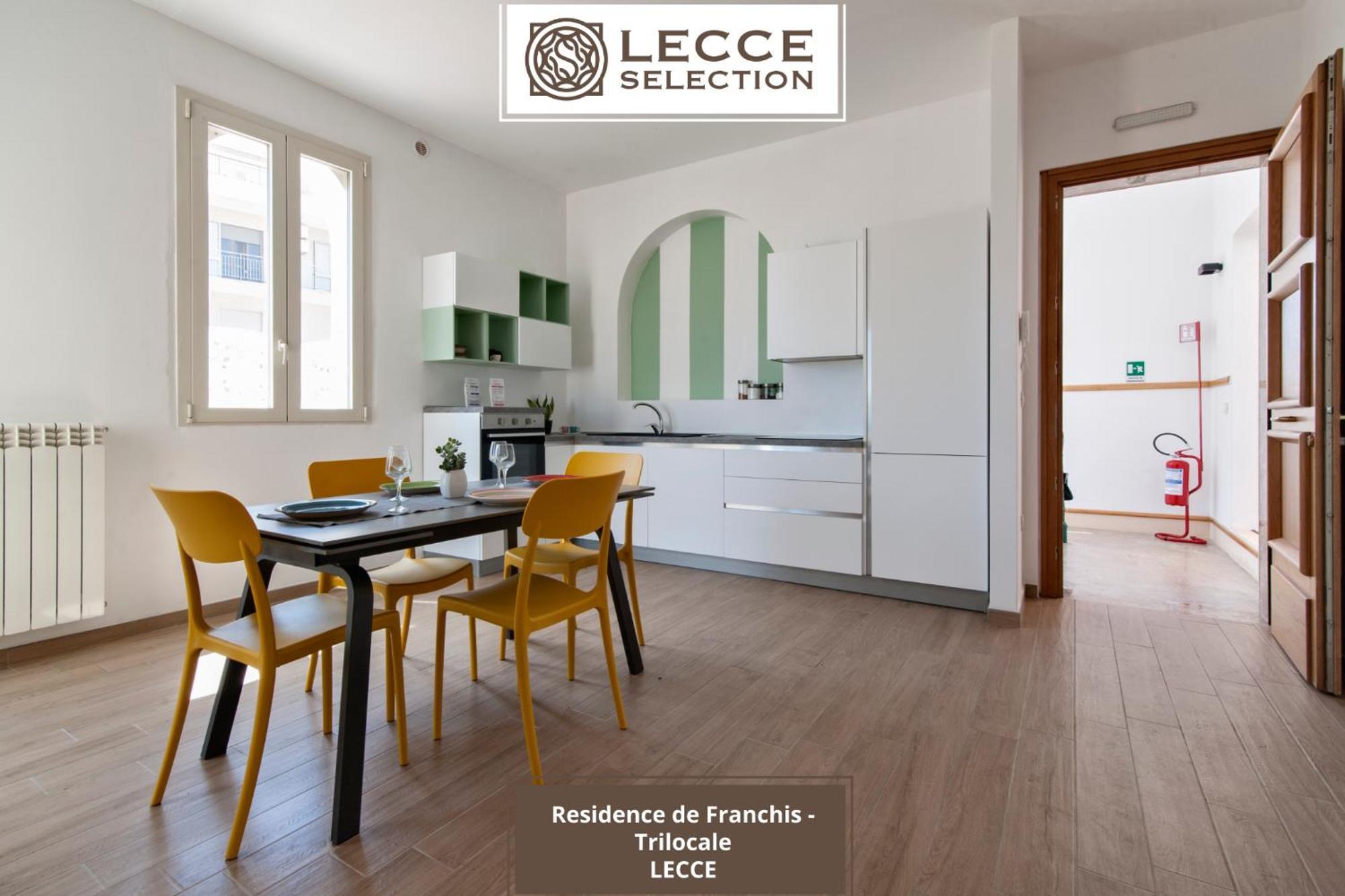 Residence De Franchis - Smart Apartments Lecce Exterior photo